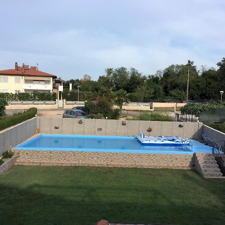 Pension Nina Umag Bagian luar foto