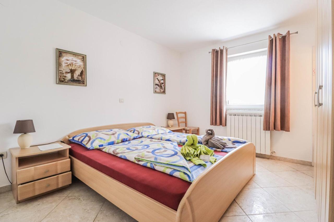 Pension Nina Umag Bagian luar foto
