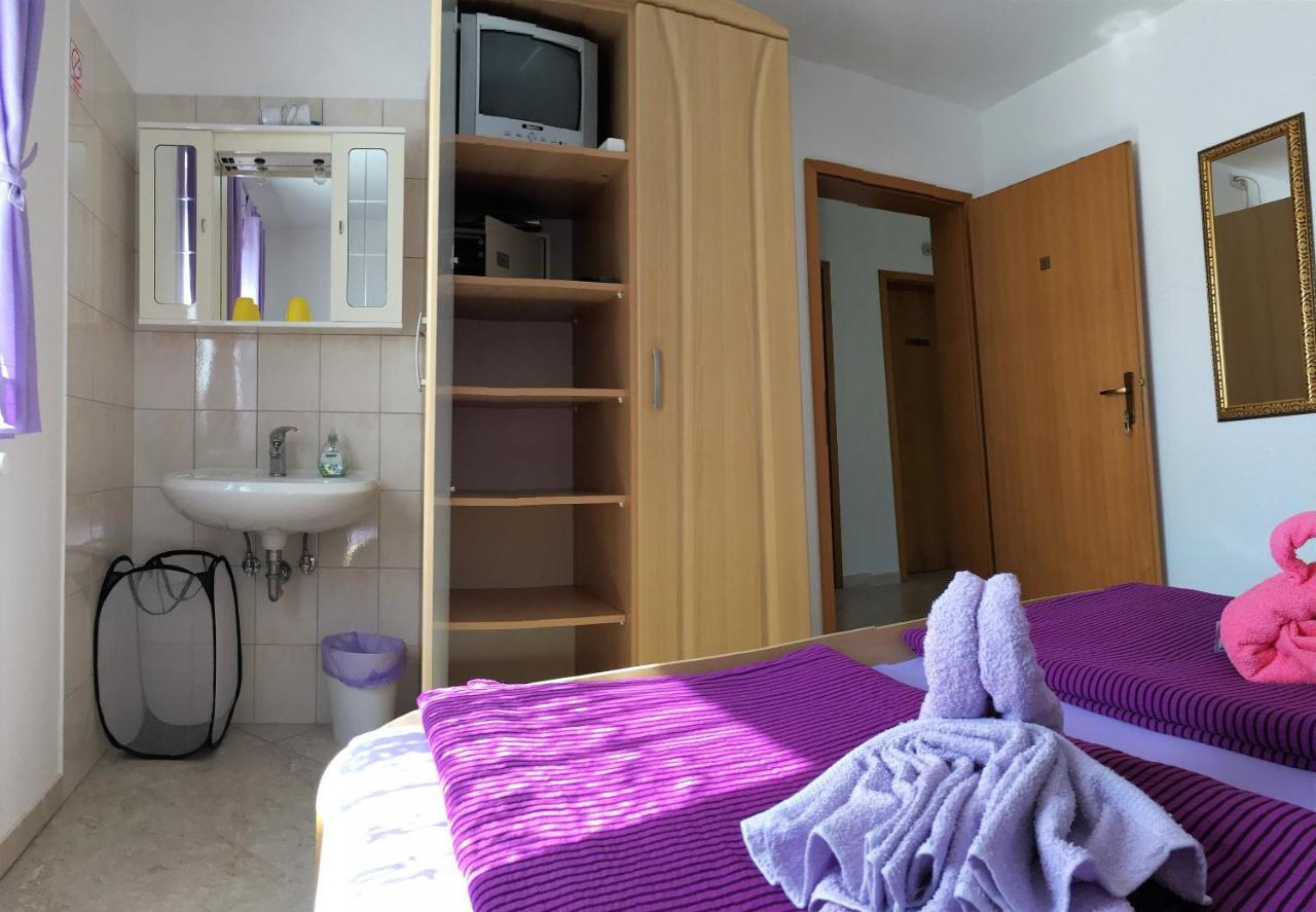 Pension Nina Umag Bagian luar foto