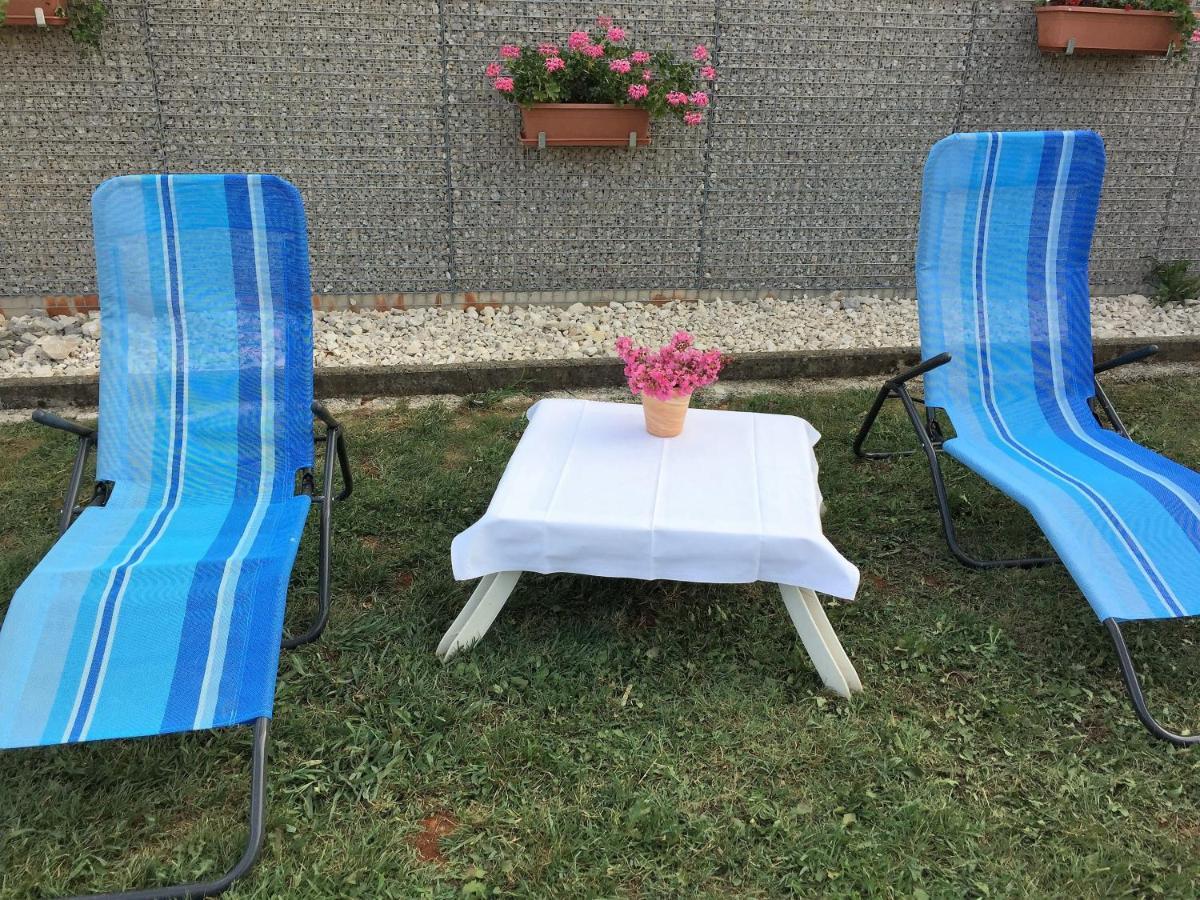 Pension Nina Umag Bagian luar foto