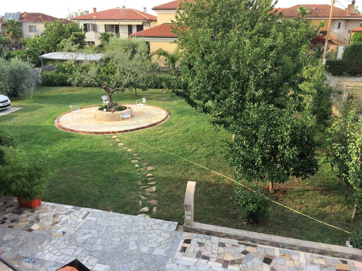 Pension Nina Umag Bagian luar foto