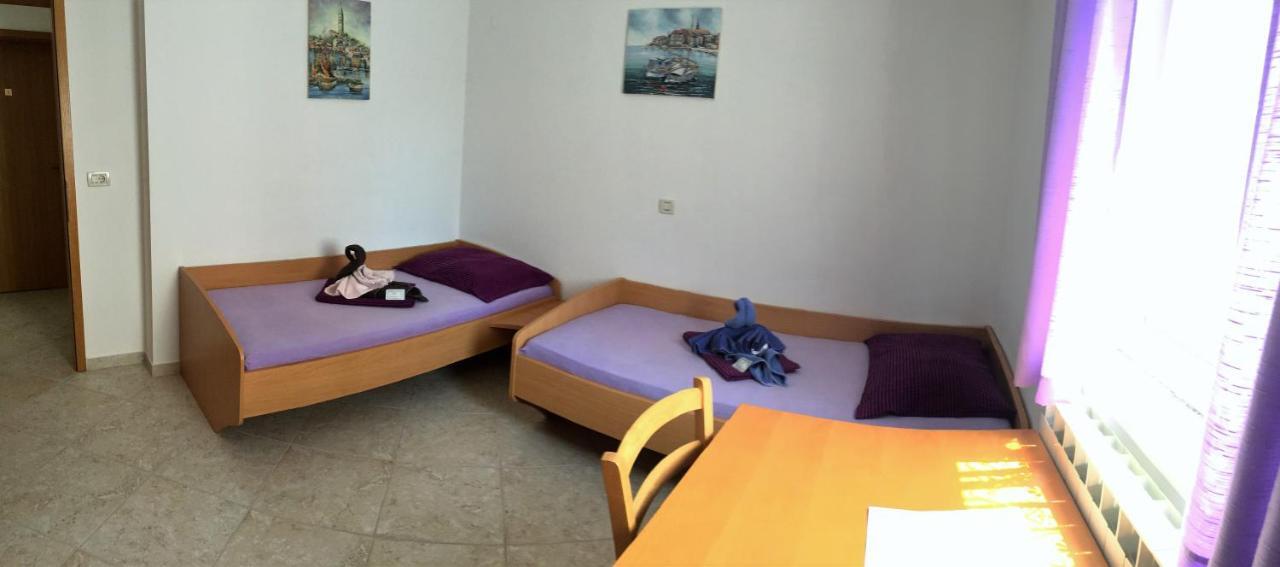 Pension Nina Umag Bagian luar foto
