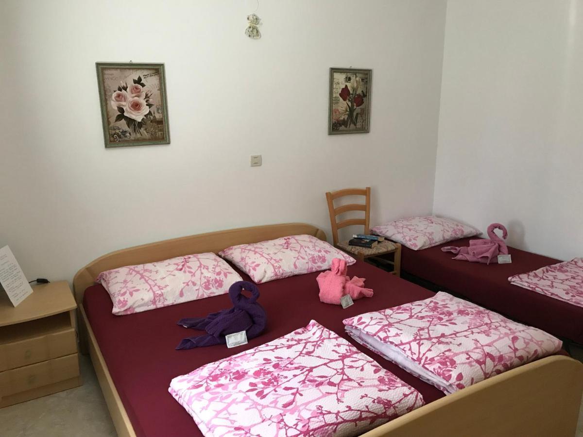 Pension Nina Umag Bagian luar foto