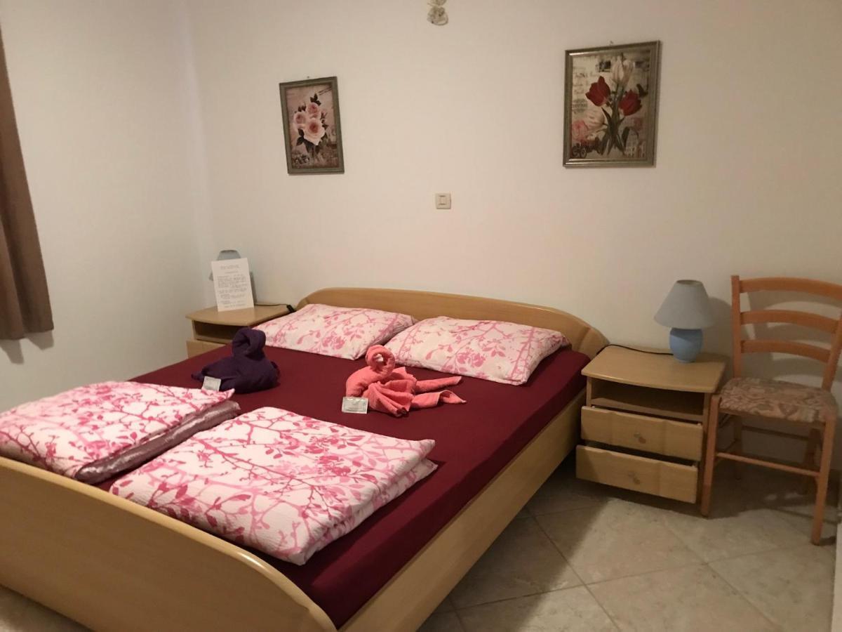 Pension Nina Umag Bagian luar foto
